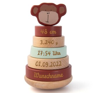 Stapelturm aus Holz mit Namen und Geburtsdaten graviert Affe